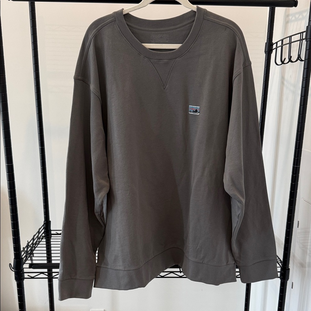 Patagonia Gray Sweatshirt with Logo Patch